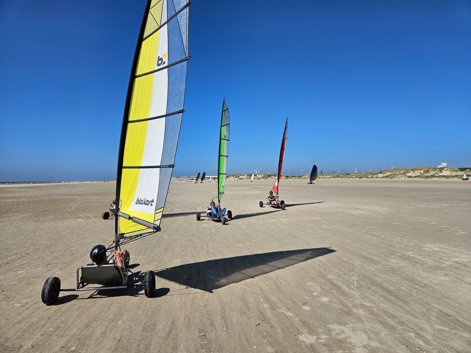 Bedrijfsuitje strand blokarten